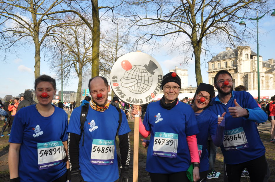 Clowns Sans Frontières au Semi-Marathon de Paris 2016
