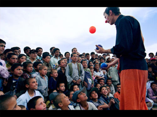 © Eric Caro - Clowns Sans Frontières - Afghanistan - 2004