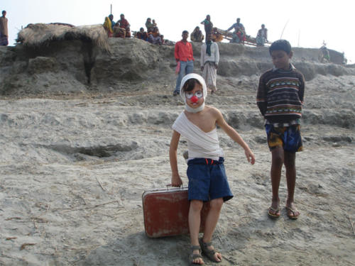 © Rima Abdul Malak - Clowns Sans Frontières - Bengladesh - 2004