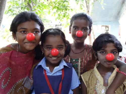 © Clowns Sans Frontières - Inde - 2013