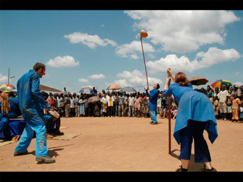 © Pierrot Men - Clowns Sans Frontières - Rwanda - 2005